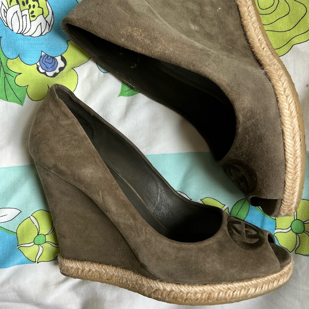 Gucci Olive Suede Wedge Espadrille Heels 38 - Picture 3 of 11